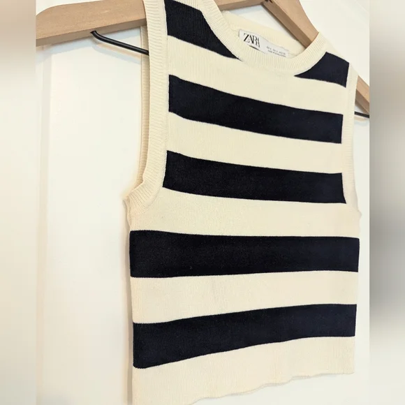 Zara Black/Navy and Cream Striped Crewneck Cropped Sweater Size Small - Picture 3 of 7